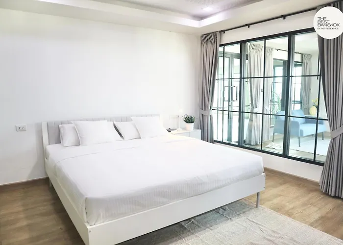 The Rest By P&p Apartment *